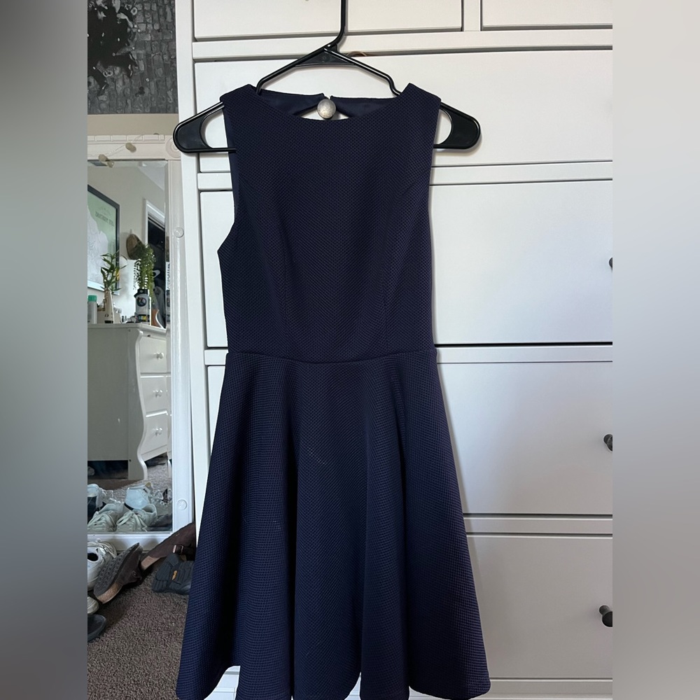 Charming Elegant Lace Navy Blue Open Back Knee-Length Short Mini Cap Sleeve Cheap Bridesmaid Dresses, WG095 main image 0